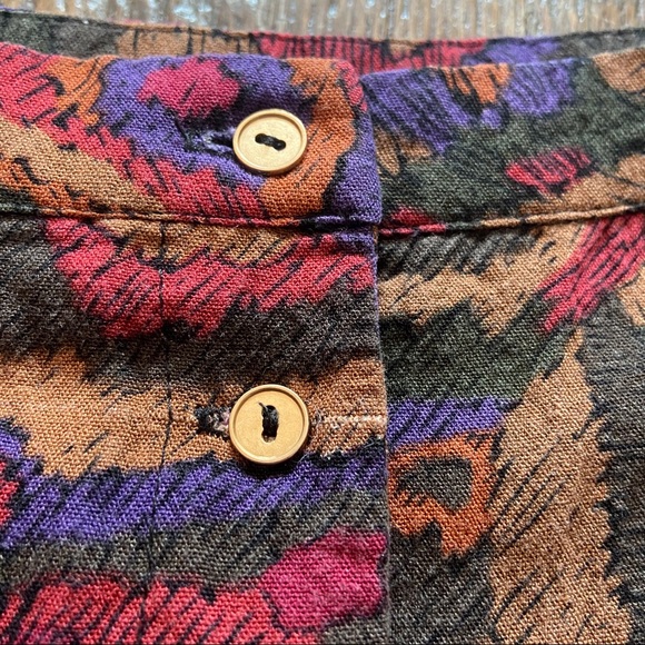 🎨📸 Button front A-line skirt - Picture 2 of 6